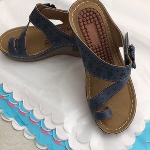 Women's Navy Comfort Sandals with Massage Footbed.
